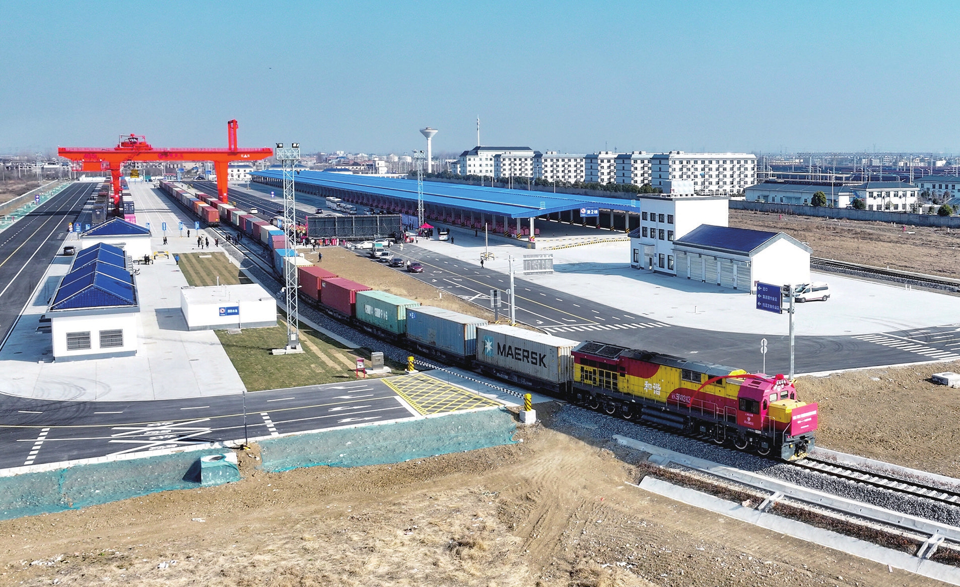 【阜阳日报】皖北新枢纽打开物流新通道-颍泉铁路建设